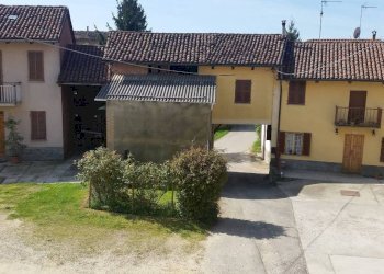 Facciata - Casa indipendente Fraz. Pocolo, Tigliole - foto 5