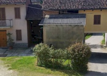 Cortile interno - Casa indipendente Fraz. Pocolo, Tigliole - foto 6
