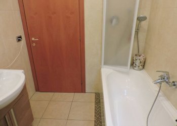 Bagno - Trilocale via Gerolamo Pittaluga, 4, Genova (zona Sampierdarena) - foto 15