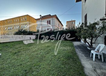 Giardino - Appartamento via Agostino Falconi, La Spezia - foto 7