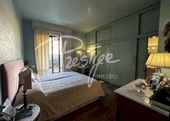 Camera da letto - Appartamento via Agostino Falconi, La Spezia - foto 15