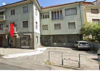 Facciata - Negozio strada del Fortino, 1, Asti - foto 2