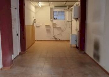 Ingresso - Negozio strada del Fortino, 1, Asti - foto 3