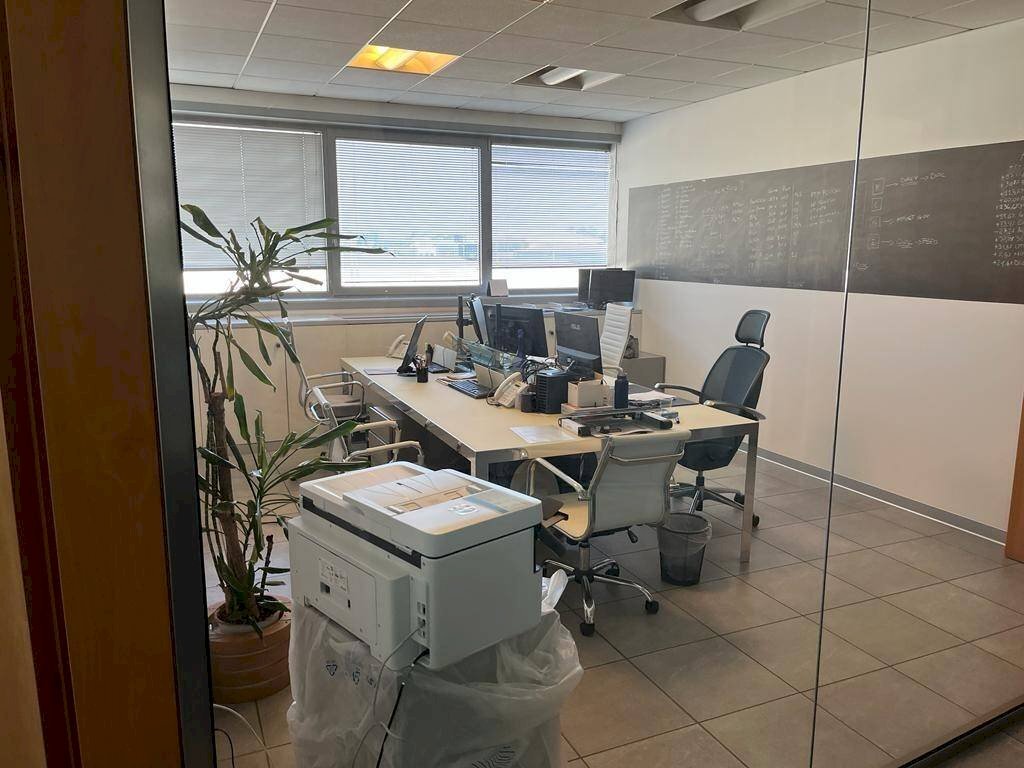 Interno non residenziale - Stabile - Palazzo via Enrico Mattei, Marcon - foto 1