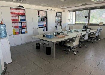 Interno non residenziale - Stabile - Palazzo via Enrico Mattei, Marcon - foto 3