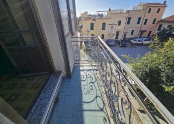 Two-room apartment Piazza Fratelli Ruffini, Castellaro - photo 2
