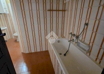 Two-room apartment Piazza Fratelli Ruffini, Castellaro - photo 14