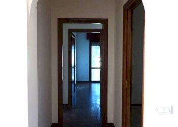 Four-room apartment Terni - photo 10