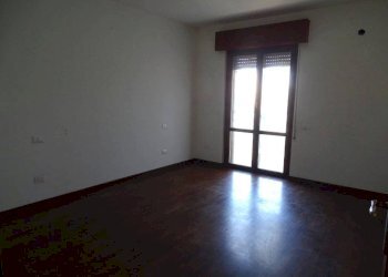 Four-room apartment Terni - photo 16