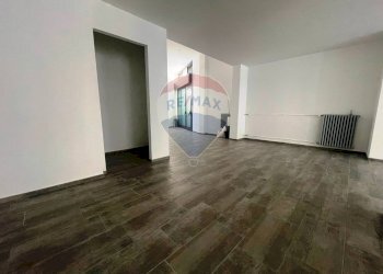 Negozio Bergamo (zona Porta Osio) - foto 13