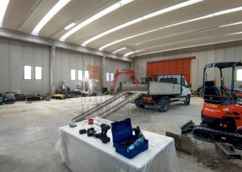 Interno non residenziale - Capannone via Santa Maria del Piano di Sotto, 99, Montescudo - Monte Colombo - foto 4