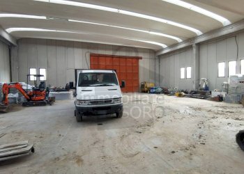 Interno non residenziale - Capannone via Santa Maria del Piano di Sotto, 99, Montescudo - Monte Colombo - foto 5