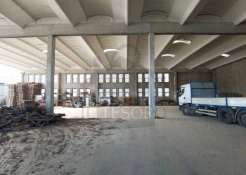 Interno non residenziale - Capannone via Santa Maria del Piano di Sotto, 99, Montescudo - Monte Colombo - foto 7