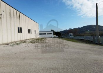 Zona - Capannone via Santa Maria del Piano di Sotto, 99, Montescudo - Monte Colombo - foto 11