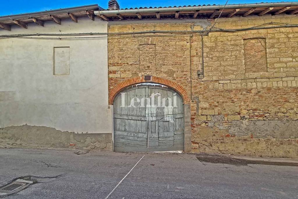 Facciata - Rustico via Giuseppe Mazzini, 42, Frassinello Monferrato - foto 2