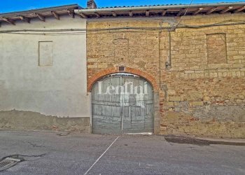 Facciata - Rustico via Giuseppe Mazzini, 42, Frassinello Monferrato - foto 2