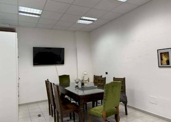 Salone - Ufficio Ciriè - foto 3