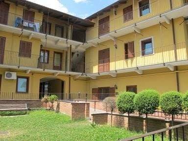 FACCIATA - Monolocale via DON LORENZO GIORDANO, 41, Ciriè - foto 2