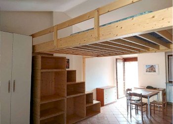 Stanza arredata - Monolocale via DON LORENZO GIORDANO, 41, Ciriè - foto 8