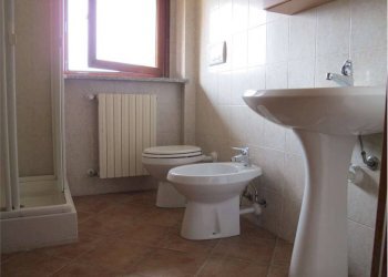 Bagno - Monolocale via DON LORENZO GIORDANO, 41, Ciriè - foto 12