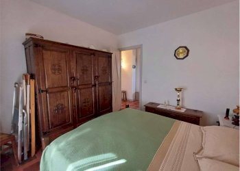 Camera da letto - Three-room apartment via Ceritti, Alpette - photo 10