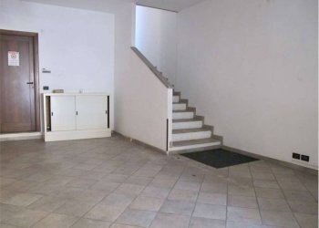 Interno palazzo - Ufficio via Don Lorenzo Giordano, 21, Ciriè - foto 5