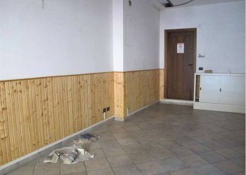 Stanza non arredata - Ufficio via Don Lorenzo Giordano, 21, Ciriè - foto 6