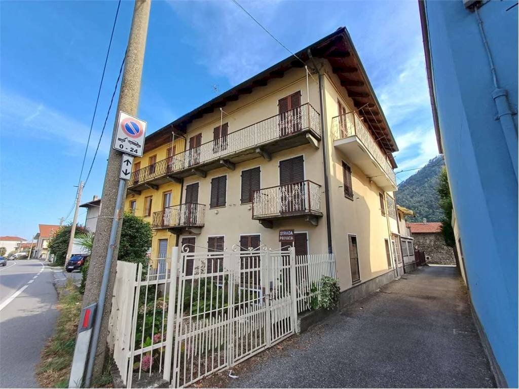 Facciata - Independent house via Torino, 22, Lanzo Torinese - photo 2