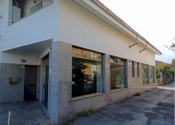 Facciata - Negozio via Prever, 50, Ciriè - foto 4