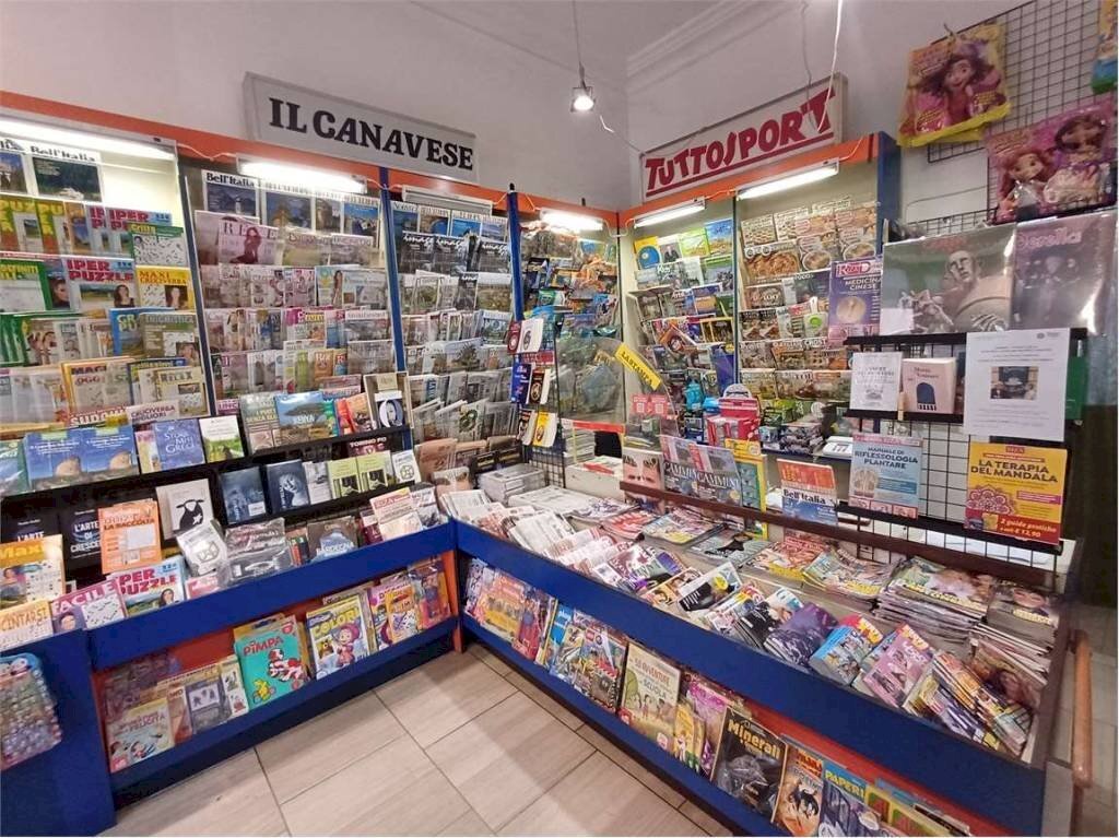 Interno non residenziale - Edicole - Edicole con Chiosco via Vittorio Emanuele, 64, Ciriè - foto 1