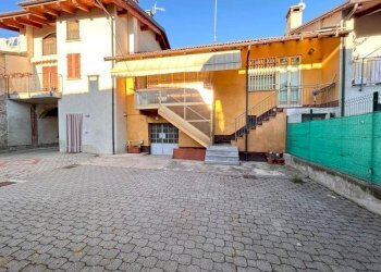 Facciata - Casa indipendente via Mario Rosso, 30, Beinette - foto 2