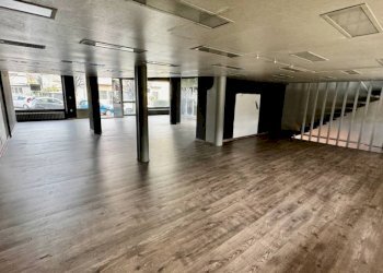 Salone - Shop via Milano, 74, Vigliano Biellese - photo 9