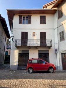 Facciata - Shop via Federico Rosazza, Biella - photo 1