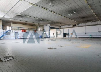 Interno non residenziale - Negozio viale Giacomo Matteotti, Forlì - foto 1