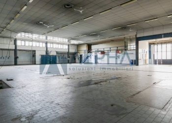 Interno non residenziale - Negozio viale Giacomo Matteotti, Forlì - foto 3