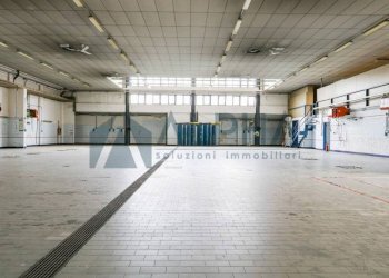 Interno non residenziale - Negozio viale Giacomo Matteotti, Forlì - foto 10