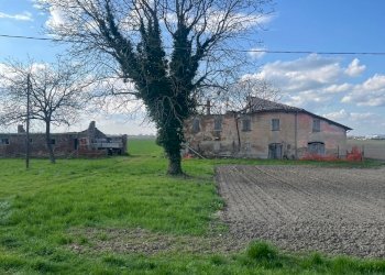 Rustico Cadelbosco di Sopra - foto 1