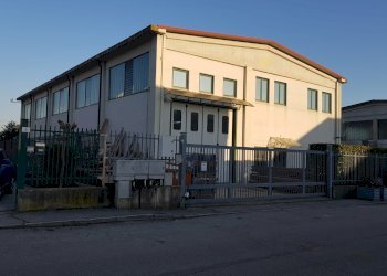 Capannone Via Conti, 6, Garzigliana - foto 1