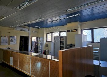 Locale Commerciale Piazza del Sole, Finale Ligure - foto 4