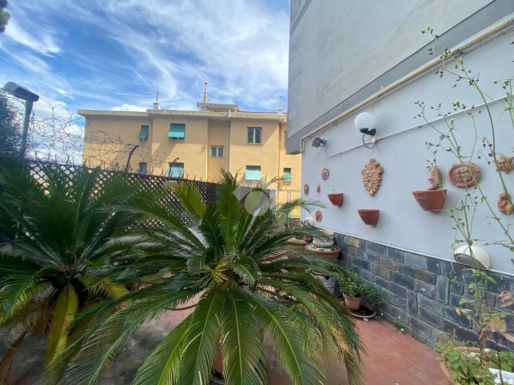 Appartamento Via Burlando, Genova (zona Marassi) - foto 1