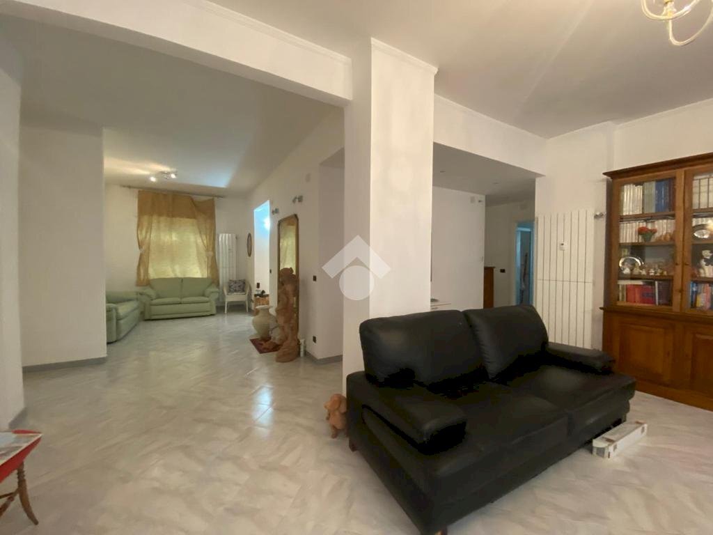 Appartamento Via Burlando, Genova (zona Marassi) - foto 2