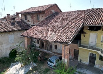 Casa indipendente Via Francesco Damilano, Trinità - foto 2