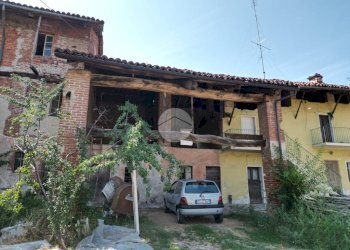 Casa indipendente Via Francesco Damilano, Trinità - foto 21