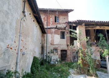 Casa indipendente Via Francesco Damilano, Trinità - foto 22