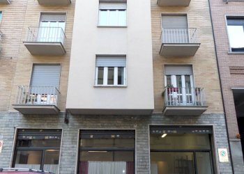 Laboratorio Via Vecellio Tiziano, Torino (zona San Salvario) - foto 3