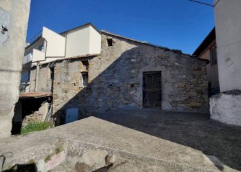 Facciata - Rustico via Ca' De Mai, San Bartolomeo al Mare - foto 4