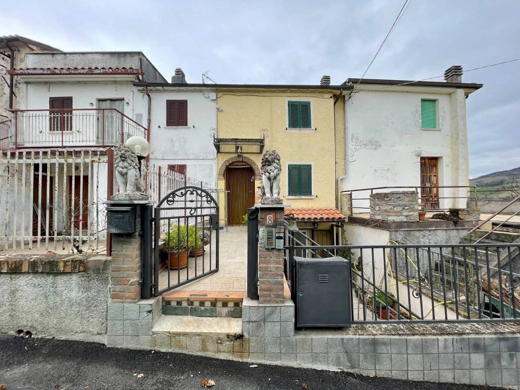 Facciata - Independent house Monte Grimano Terme - photo 2