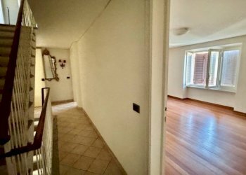 Soggiorno - Villa a Schiera Frazione Cerruti, 36, Valdilana - foto 10