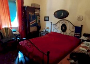 Camera da letto - Quadrilocale via Merano, Genova (zona Sestri Ponente) - foto 45
