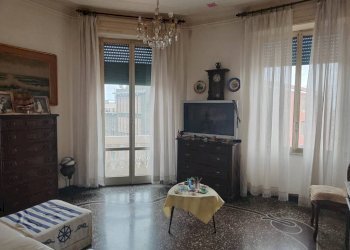 Camera da letto - Quadrilocale via Merano, Genova (zona Sestri Ponente) - foto 4